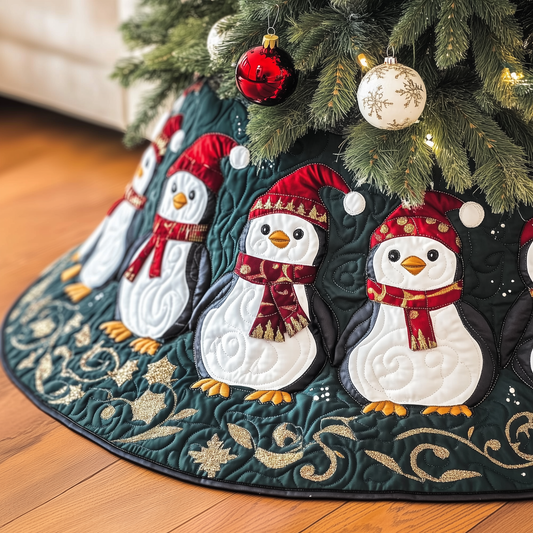 Christmas Penguin Quilted Tree Skirt GFTOAB1273