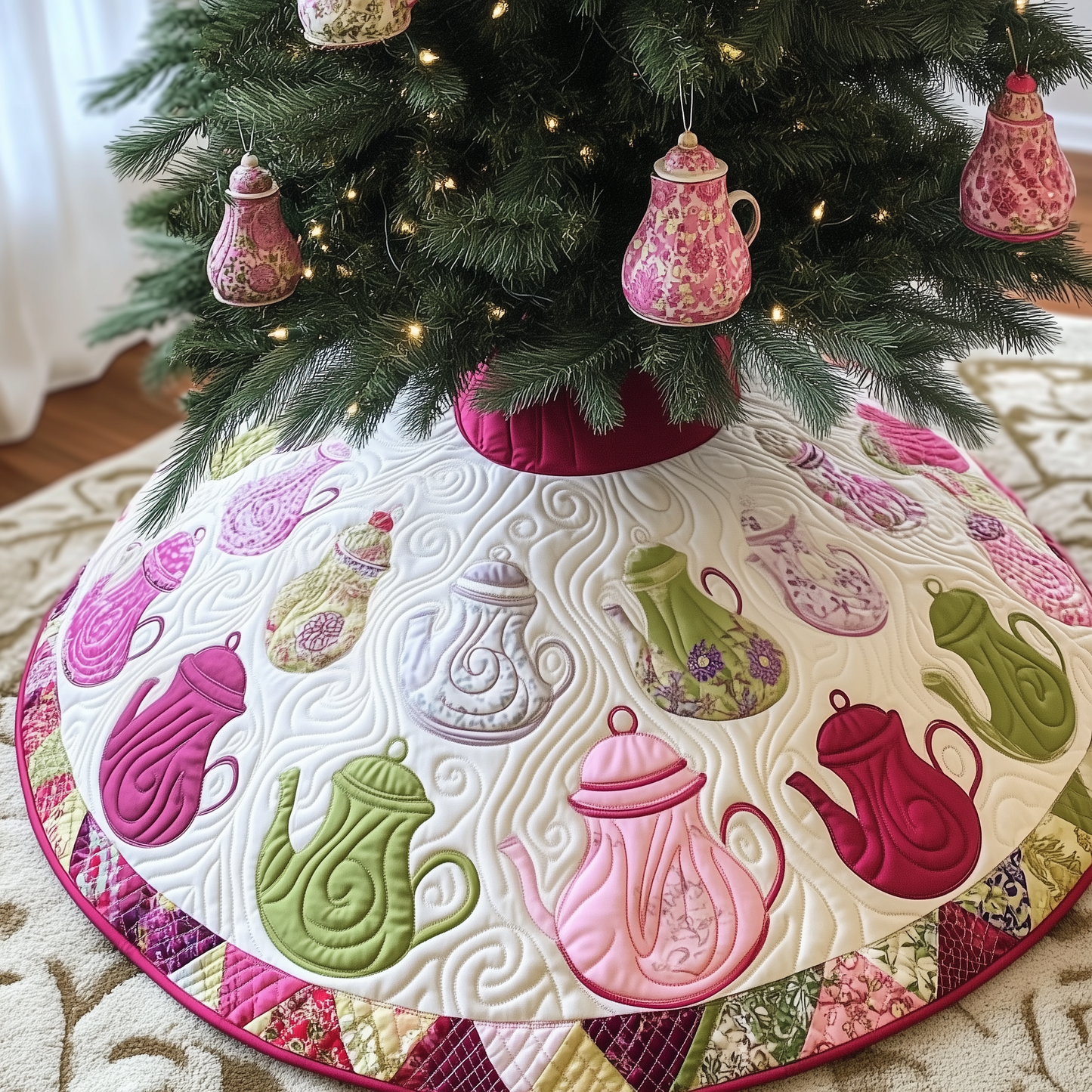 Christmas Teapot Quilted Tree Skirt GFTOAB235