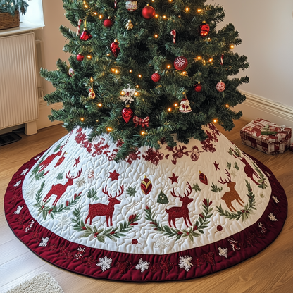 Holiday Reindeer Quilted Tree Skirt GFTOHD285