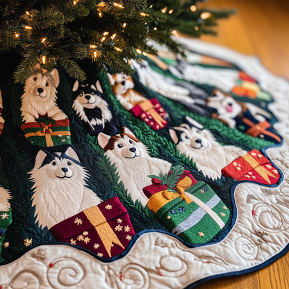 Christmas Husky Quilted Tree Skirt GFTOHD492