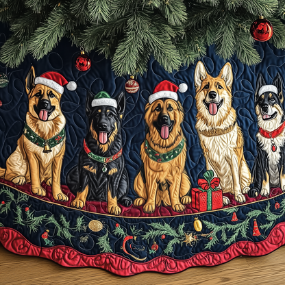 Christmas German Shepherd Quilted Tree Skirt GFTOHD587