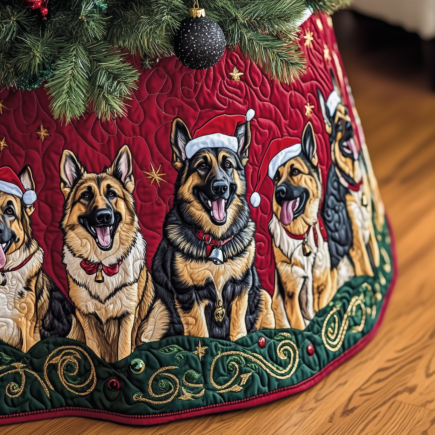 Christmas German Shepherd Quilted Tree Skirt GFTOHD589