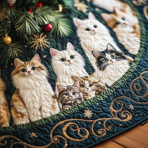 Festive Cat Quilted Tree Skirt GFTOHD592