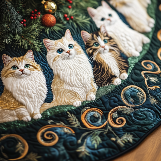 Festive Cat Quilted Tree Skirt GFTOHD593