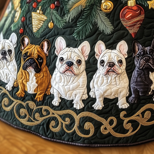 Festive Bulldog Quilted Tree Skirt GFTONL1017