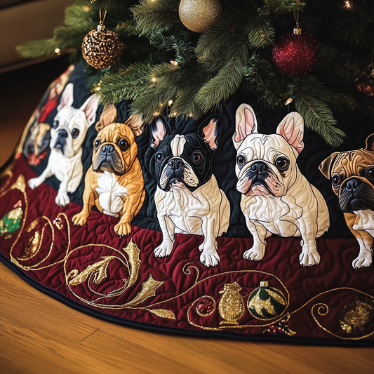 Festive Bulldog Quilted Tree Skirt GFTONL1021