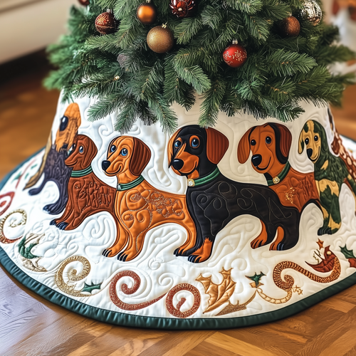 Festive Dachshund Quilted Tree Skirt GFTONL1027