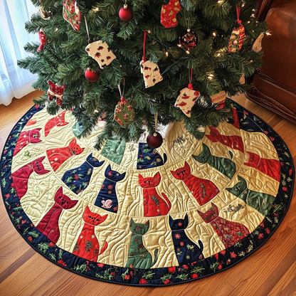 Playful Cat Quilted Tree Skirt GFTONL409