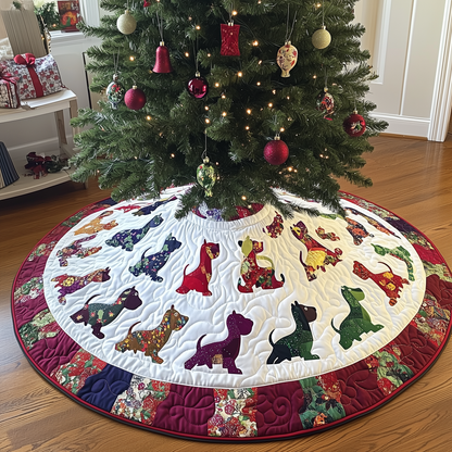 Festive Dog Quilted Tree Skirt GFTONL768