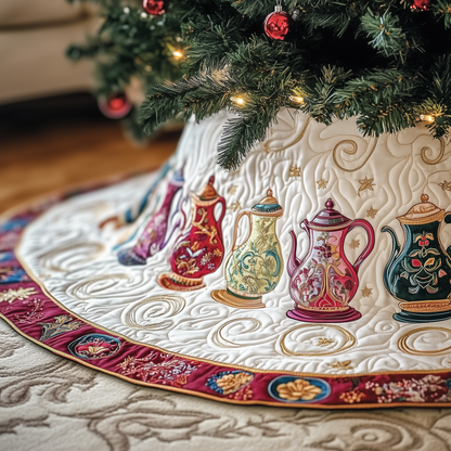 Festive Teapot Quilted Tree Skirt GFTOTP437